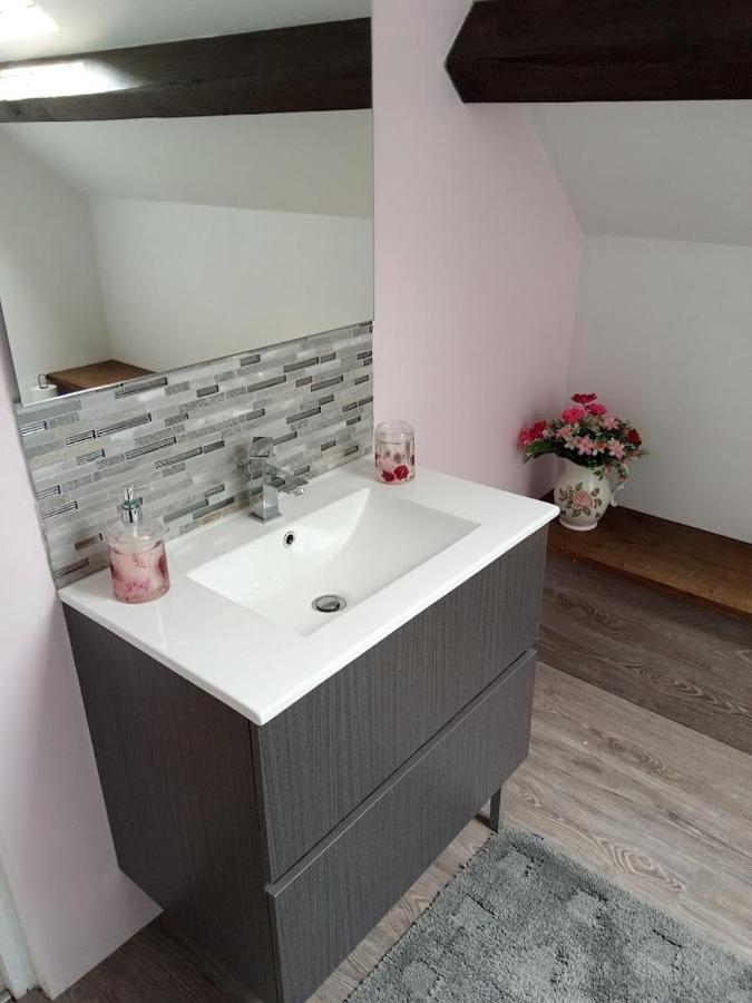 Bed and Breakfast Le Chalange Lapenty Exterior foto